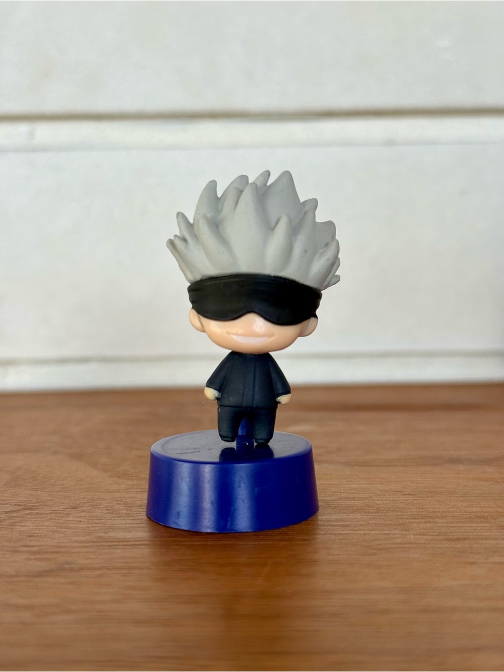 Satoru Gojo Gachapon Figure * Jujutsu Kaisen * With Capsule NWT